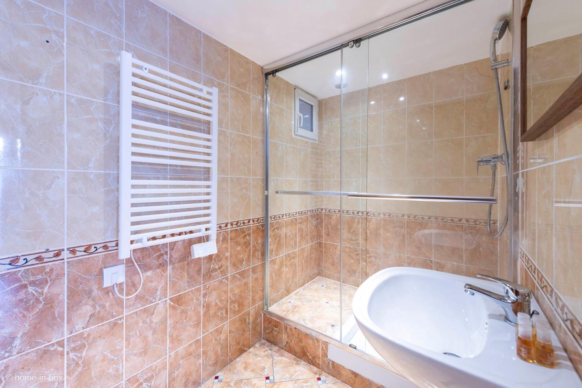 Appartement Spacieux 2 Ch - 2 Sdb - Proche Paris Et Disneyland Noisy-le-Grand Exterior photo
